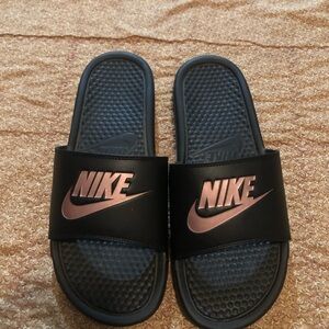 Women’s Nike slides